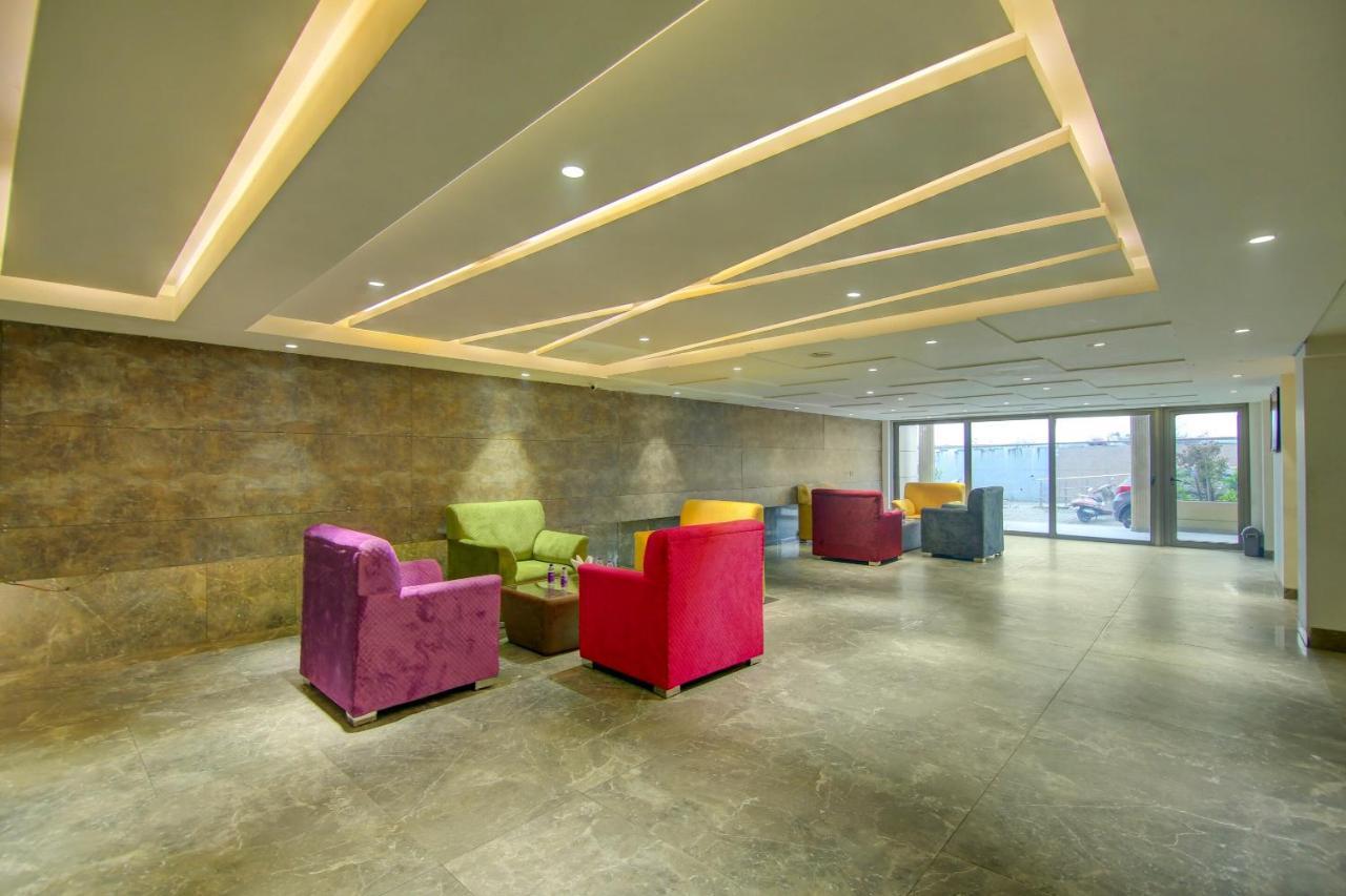 Townhouse Oak Dev Palace 4* Delhi (National Capital Territory of India)