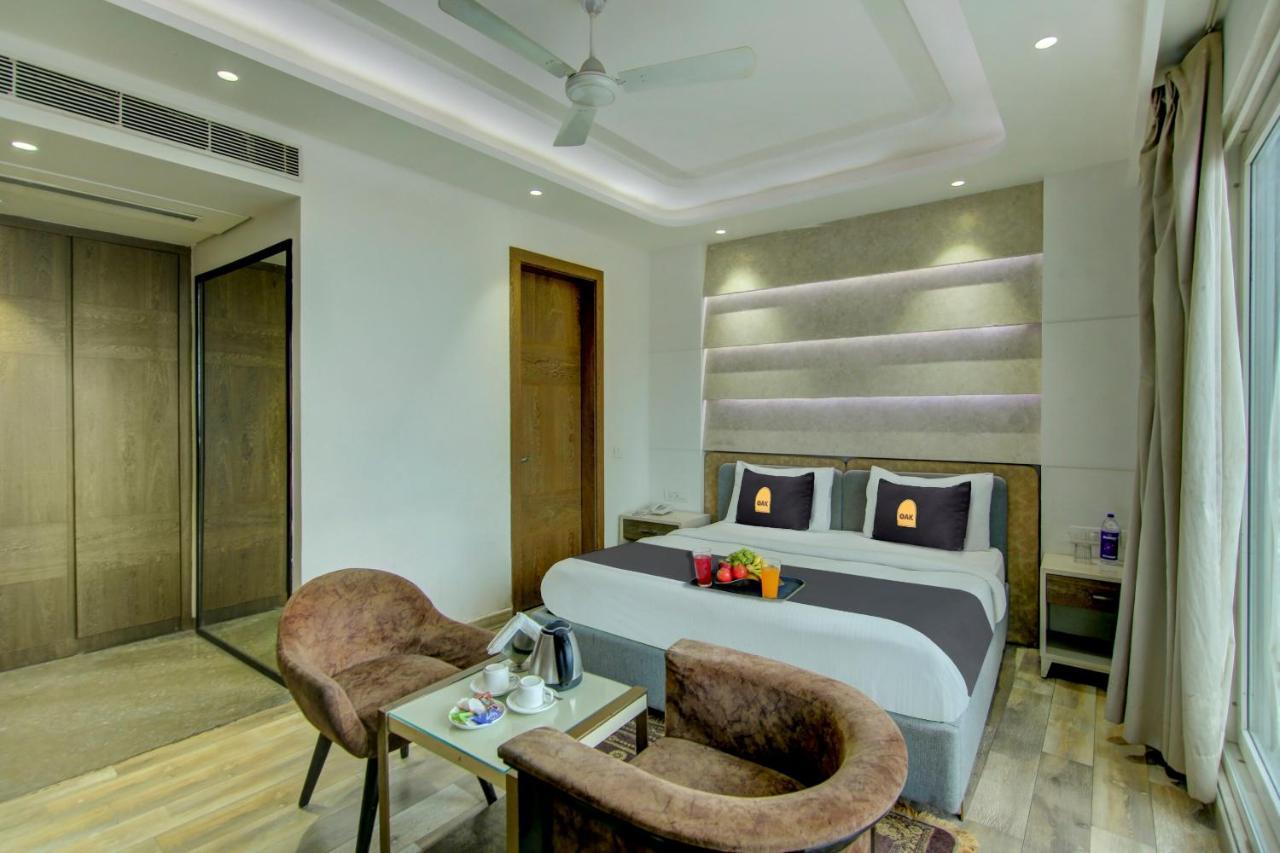 Hotel Townhouse Oak Dev Palace 4*