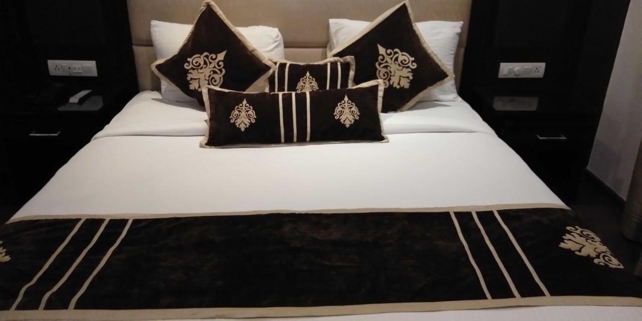 Pitrashish Pride Igi Intl Airport Hotel 4*