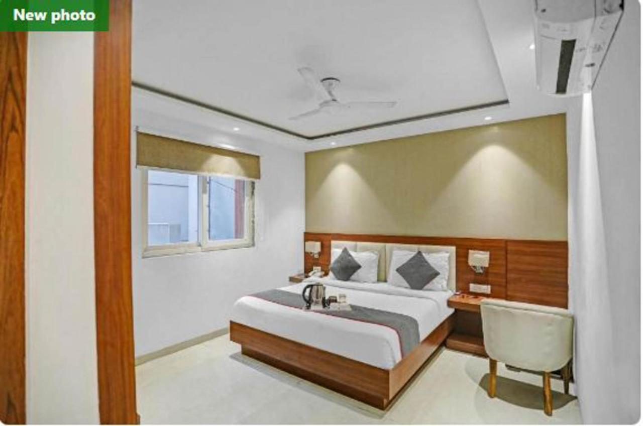 Hotel Hotel Aamara Near IGI Airport Delhi