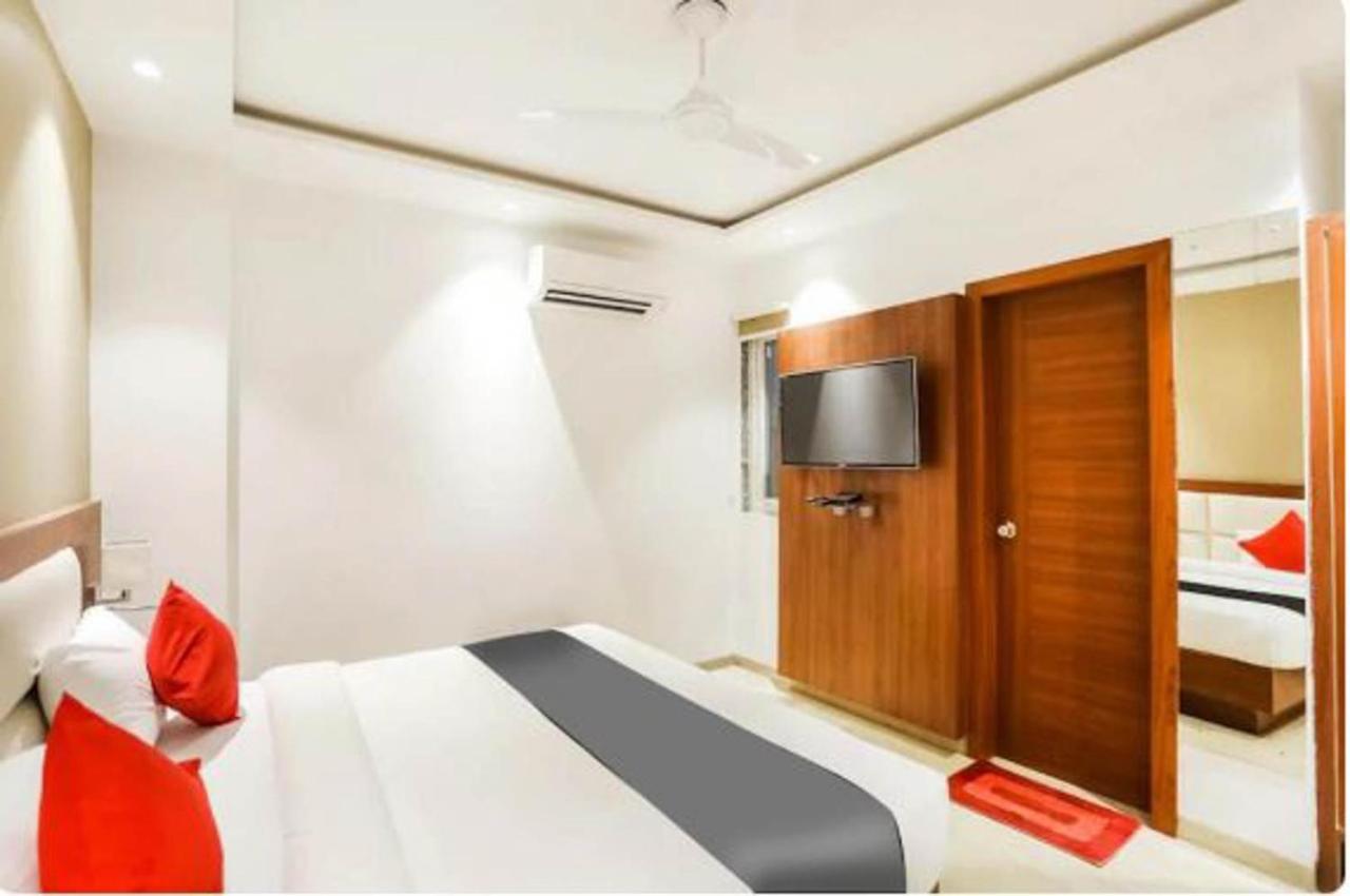 Hotel Royal Sky Luxury Near Delhi Airport New Delhi