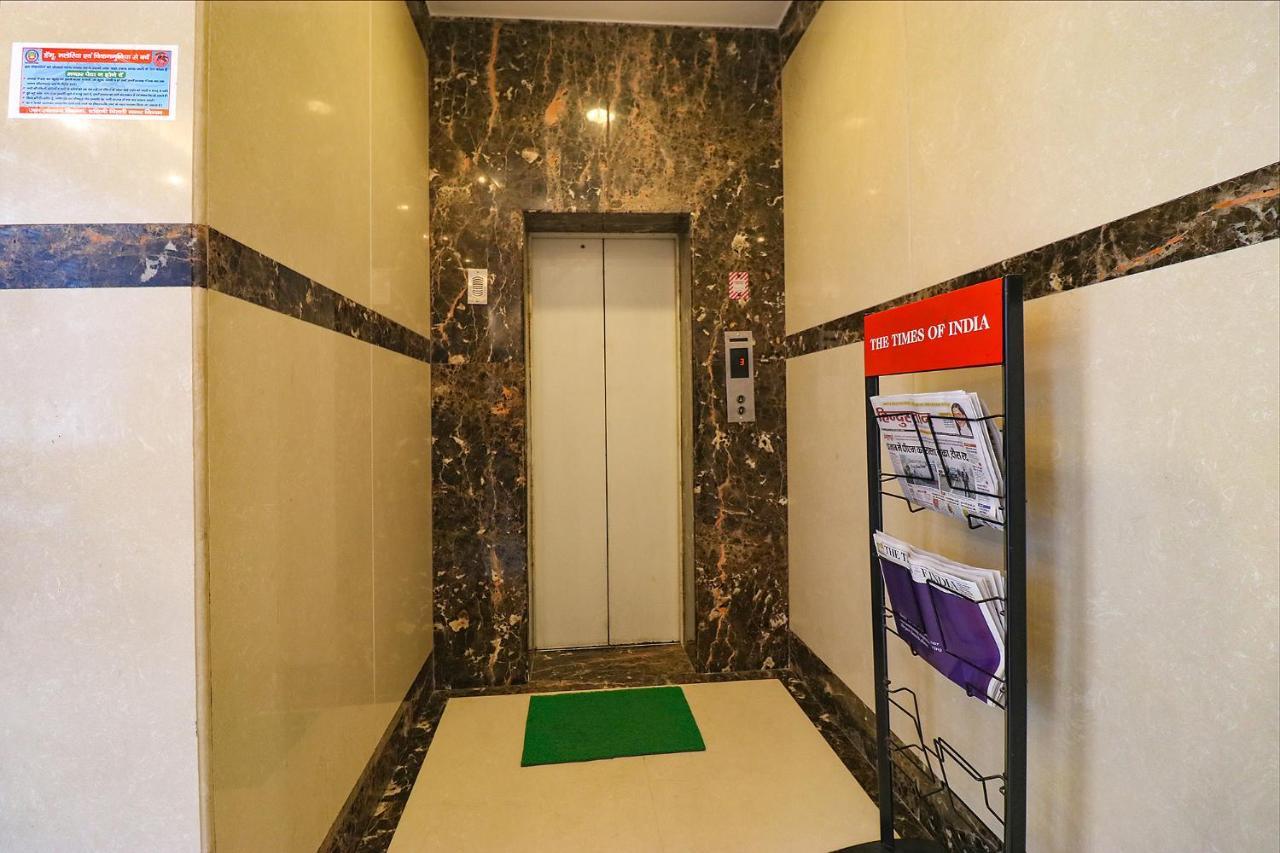 Fabexpress Llyod Residency Hotel
