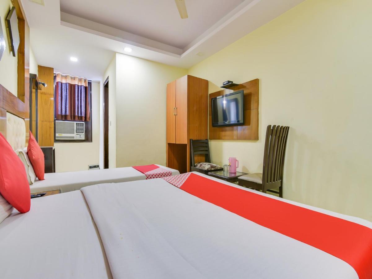 Collection O 78493 Noble Paharganj Delhi (National Capital Territory of India)