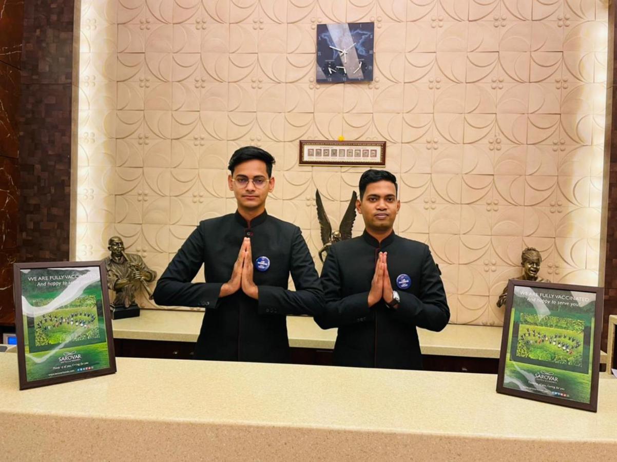 Venizia Sarovar Portico Hotel