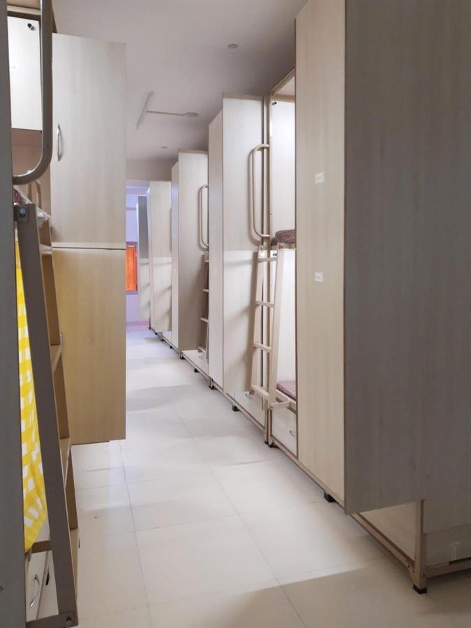 Hostel Abuzz Oxfordcaps Shahpurjaat Delhi New Delhi