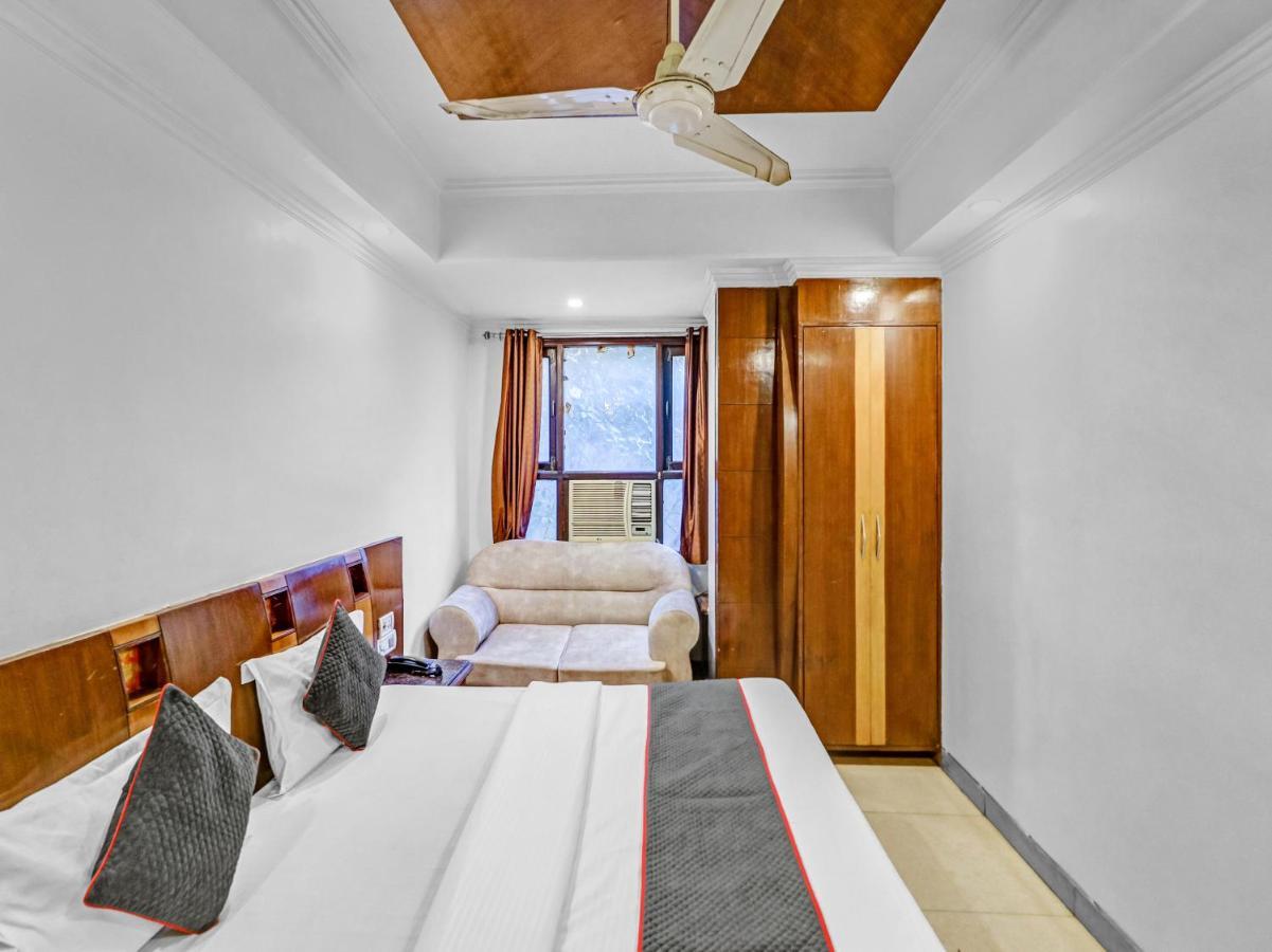 Staybook Geeson- Railway Station Hotel New Delhi
