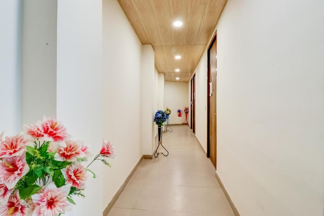 Oyo Ramada Near Dashrath Puri Metro Station Hotel New Delhi