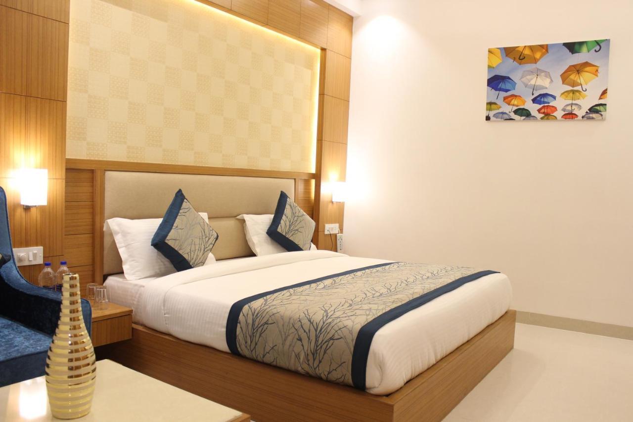 International By Star Group - Near Delhi Airport New Delhi