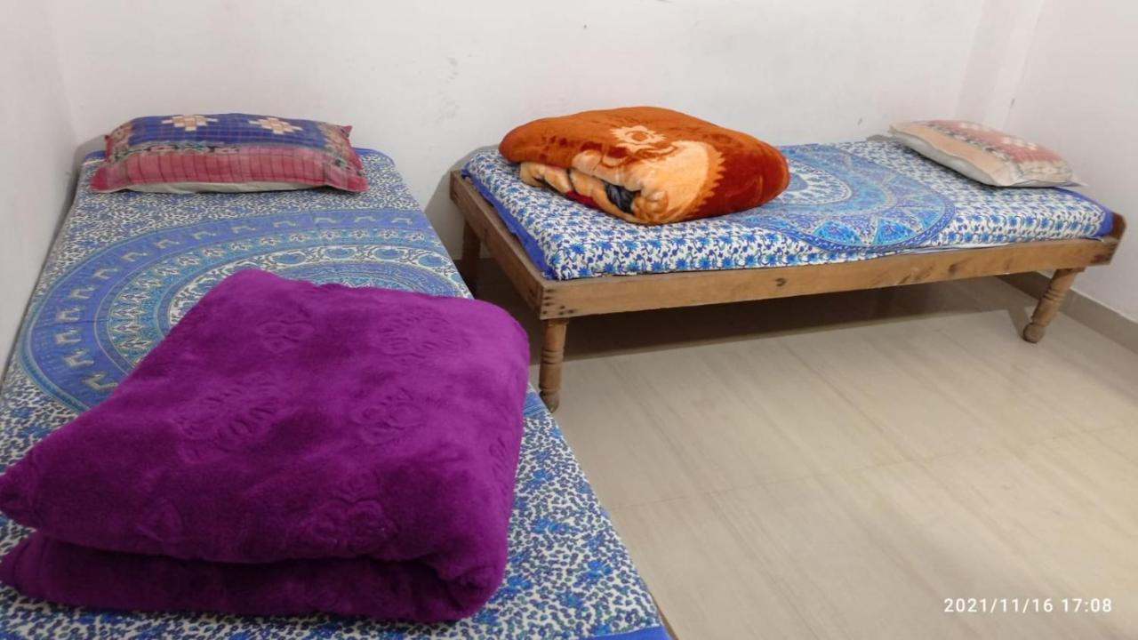 Hostel Santana Hostel New Delhi