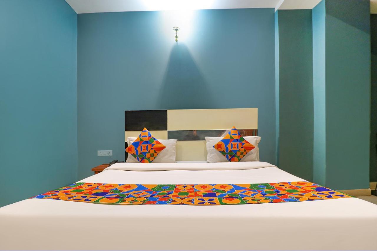 Hotel Fabhotel Church House Rohini
