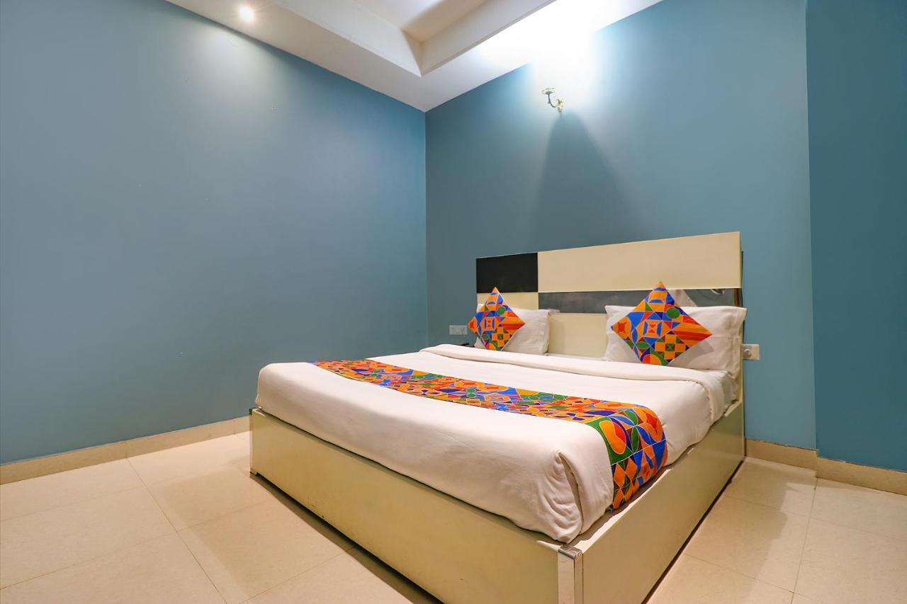 Fabhotel Church House Rohini 3* Delhi (National Capital Territory of India)