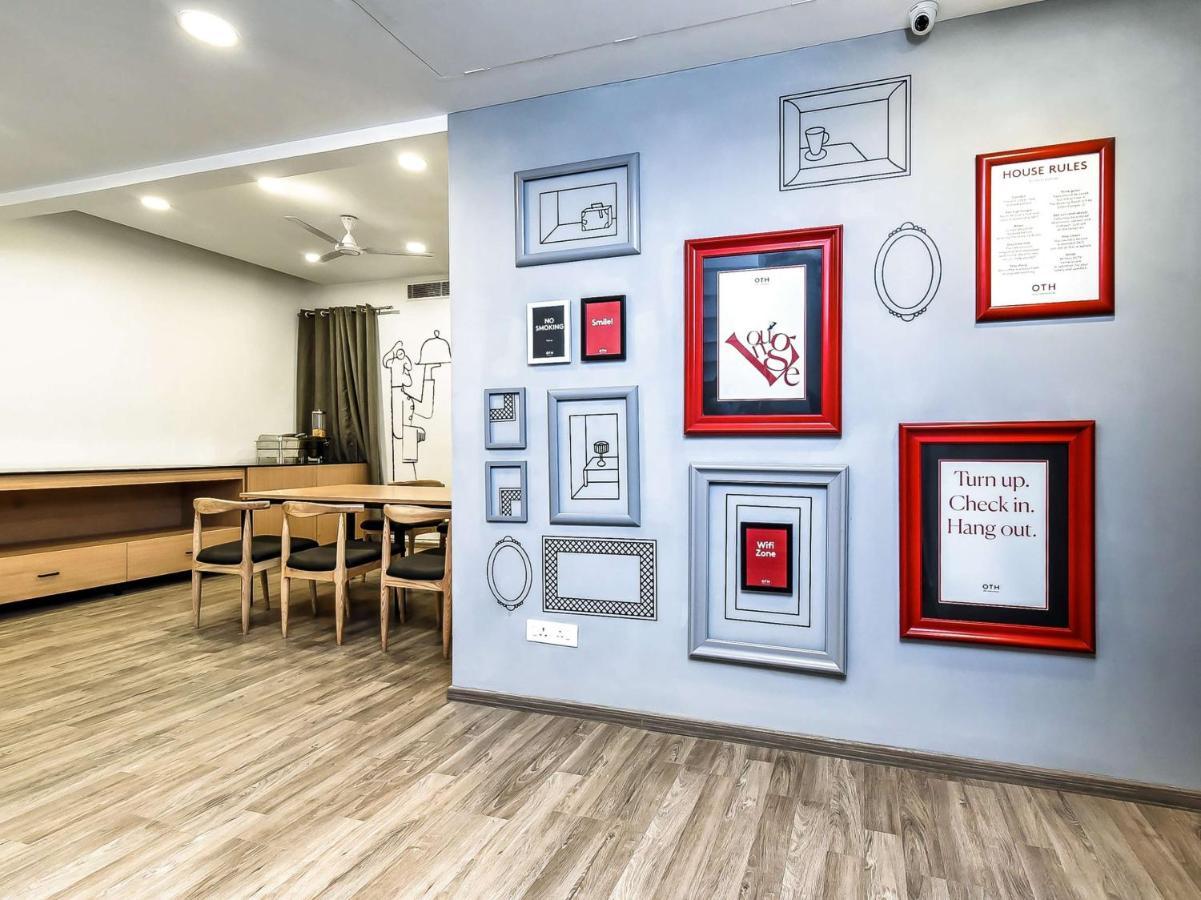 Oyo Townhouse 690 Admire