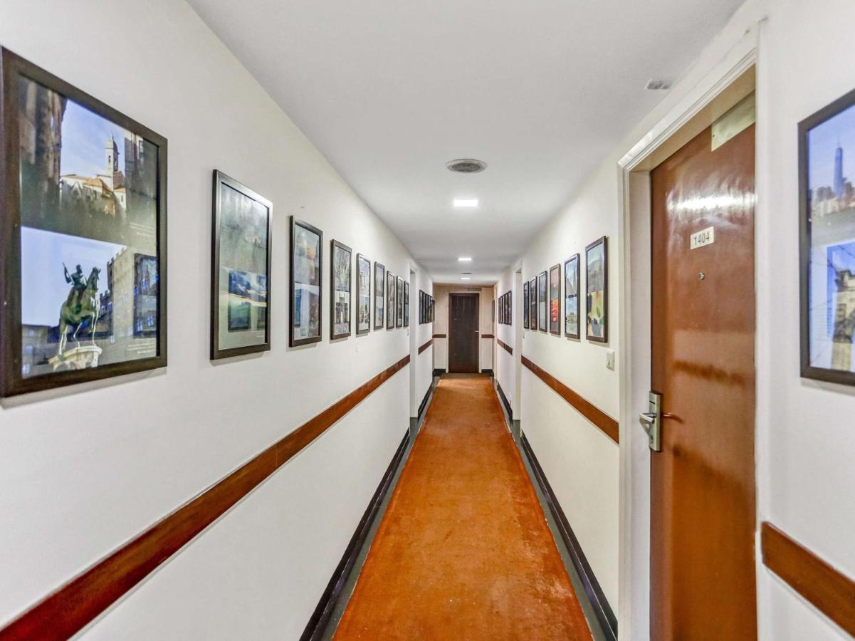 Oyo Townhouse 690 Admire New Delhi