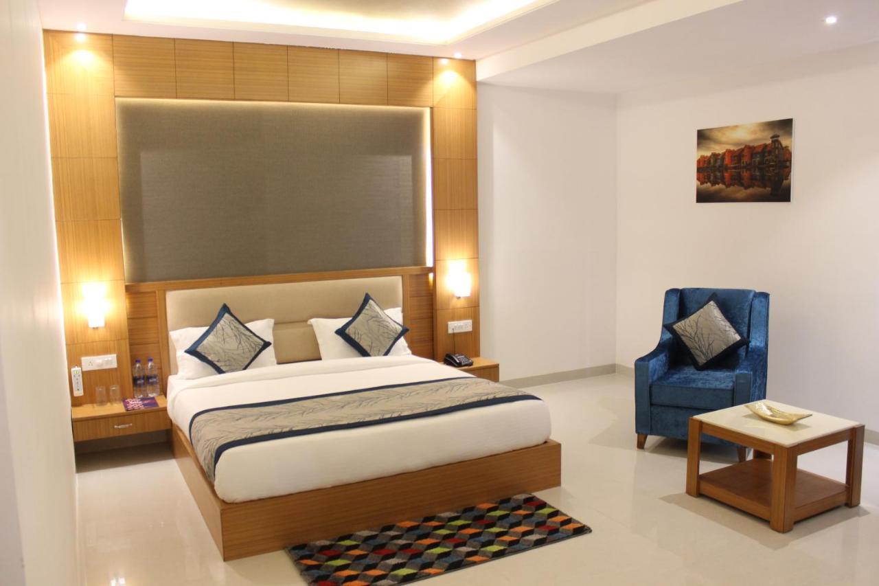 International By Star Group - Near Delhi Airport 3* New Delhi