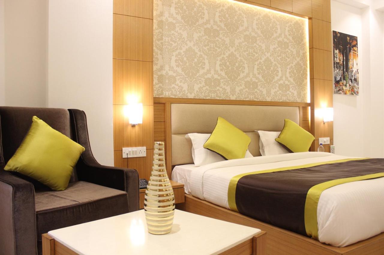 International By Star Group - Near Delhi Airport 3*