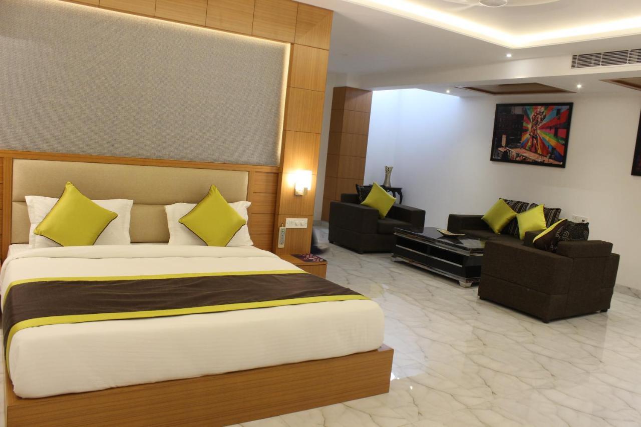 Hotel International By Star Group - Near Delhi Airport New Delhi