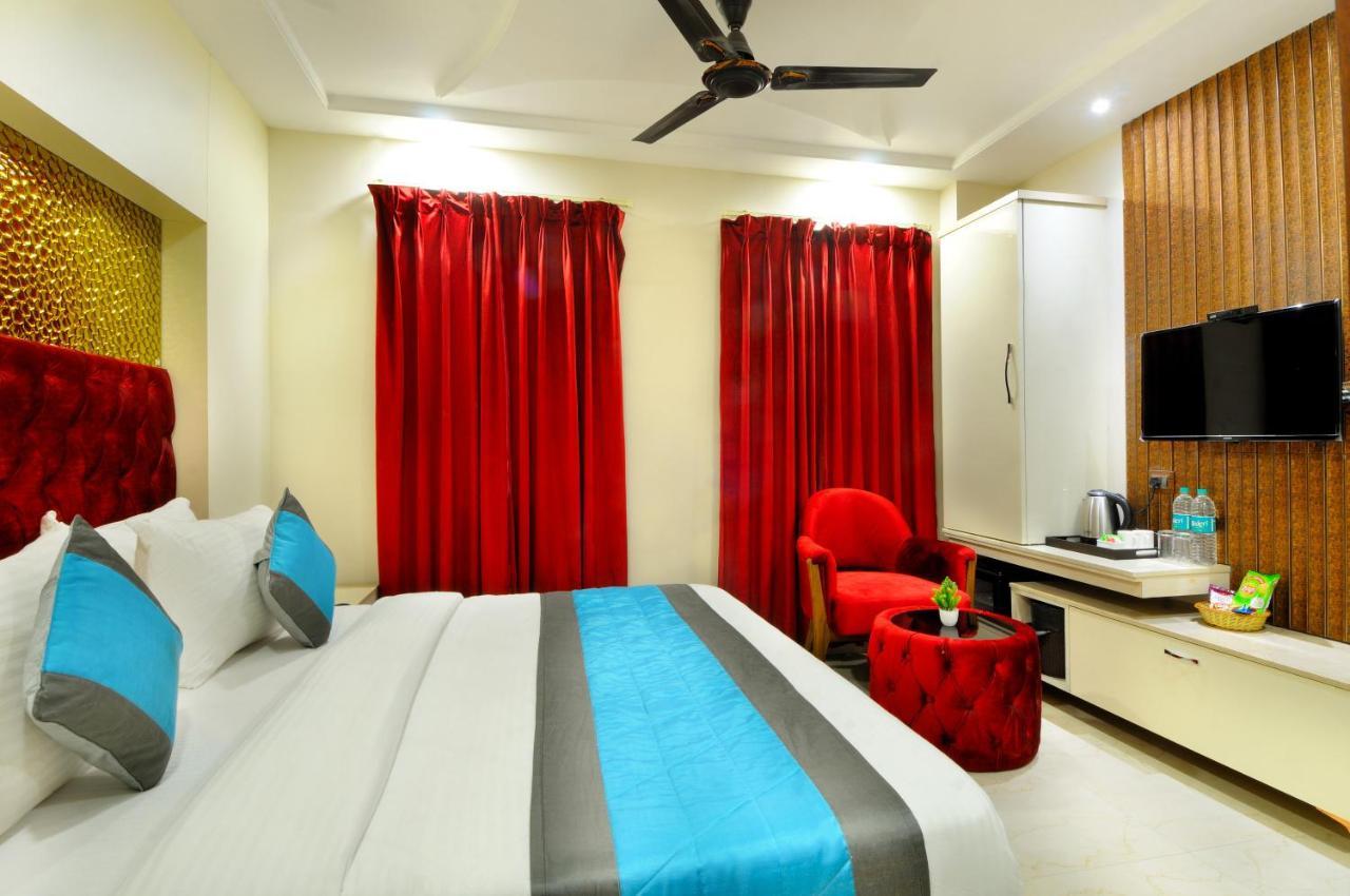 Hotel Delhi Fab 3*