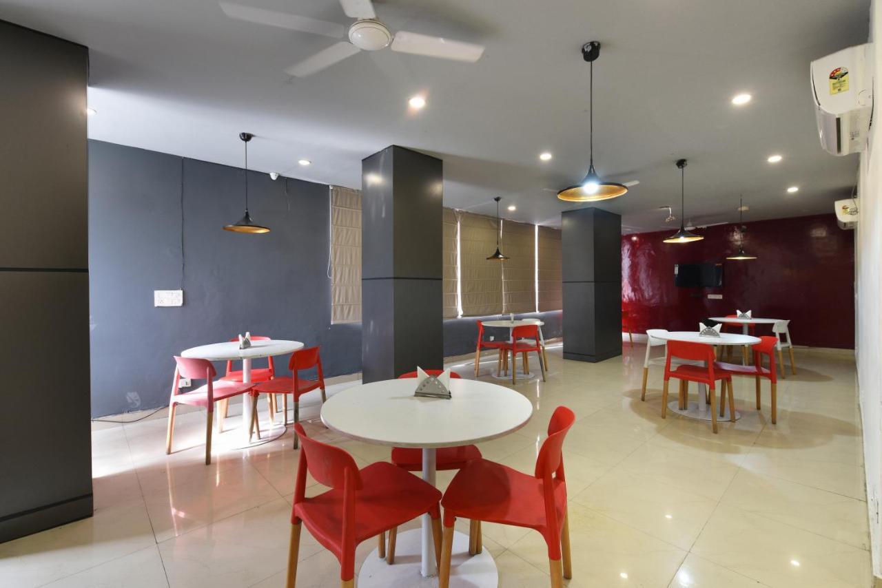 Hotel Orchid Saffron - Local Id Accepted Nova Deli