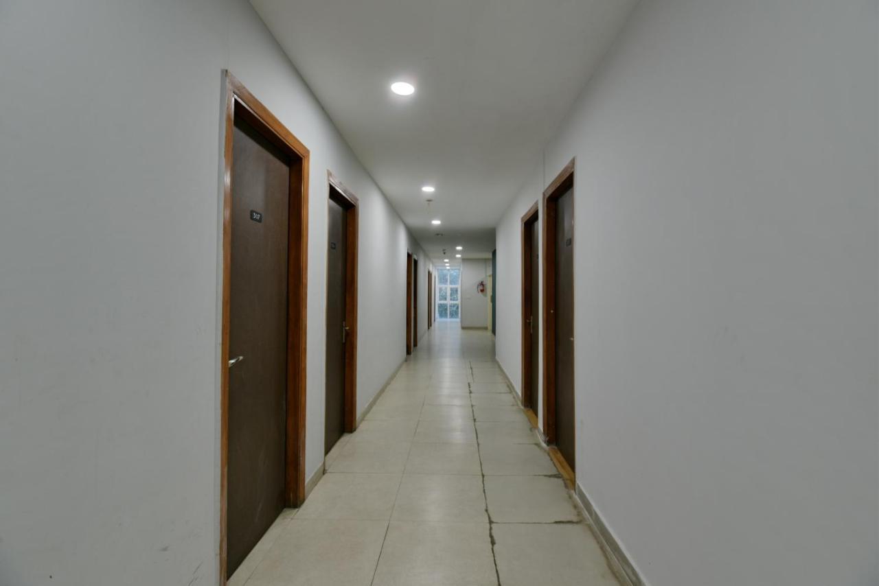Hotel Silver Saffron Near Paschim Vihar Metro Station