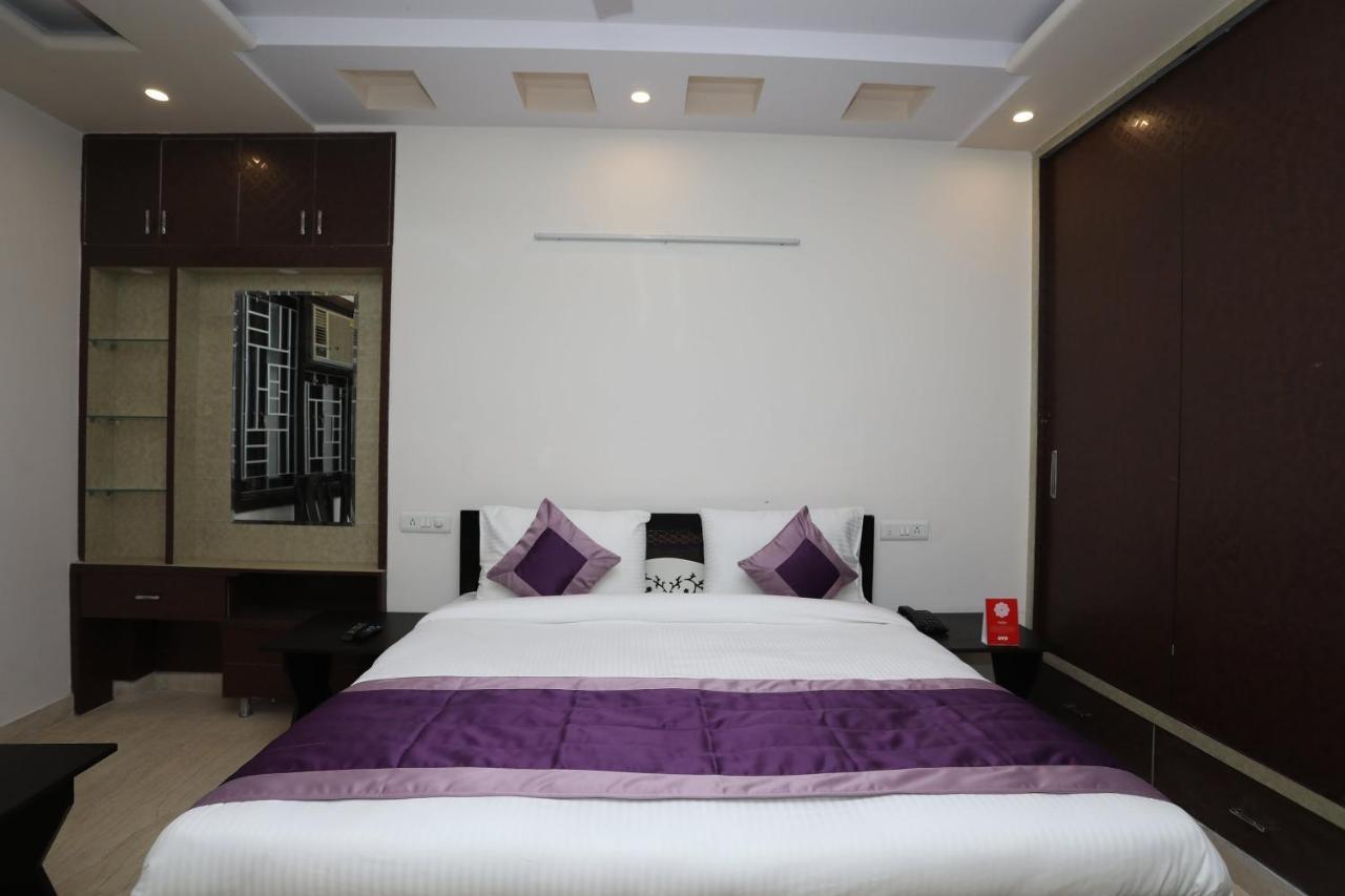 Oyo 10960 Royal India 3*