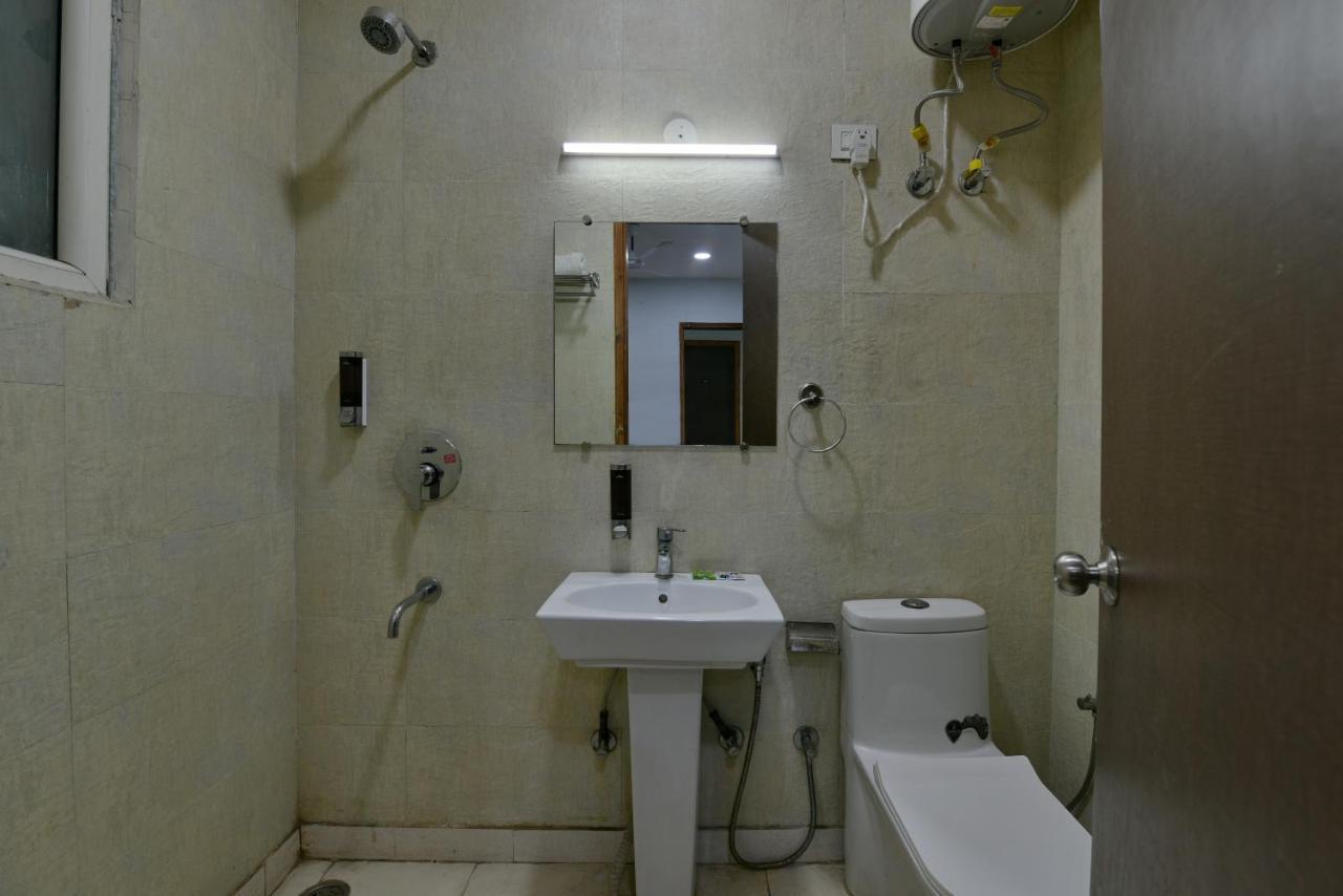 Hotel Silver Saffron Near Paschim Vihar Metro Station