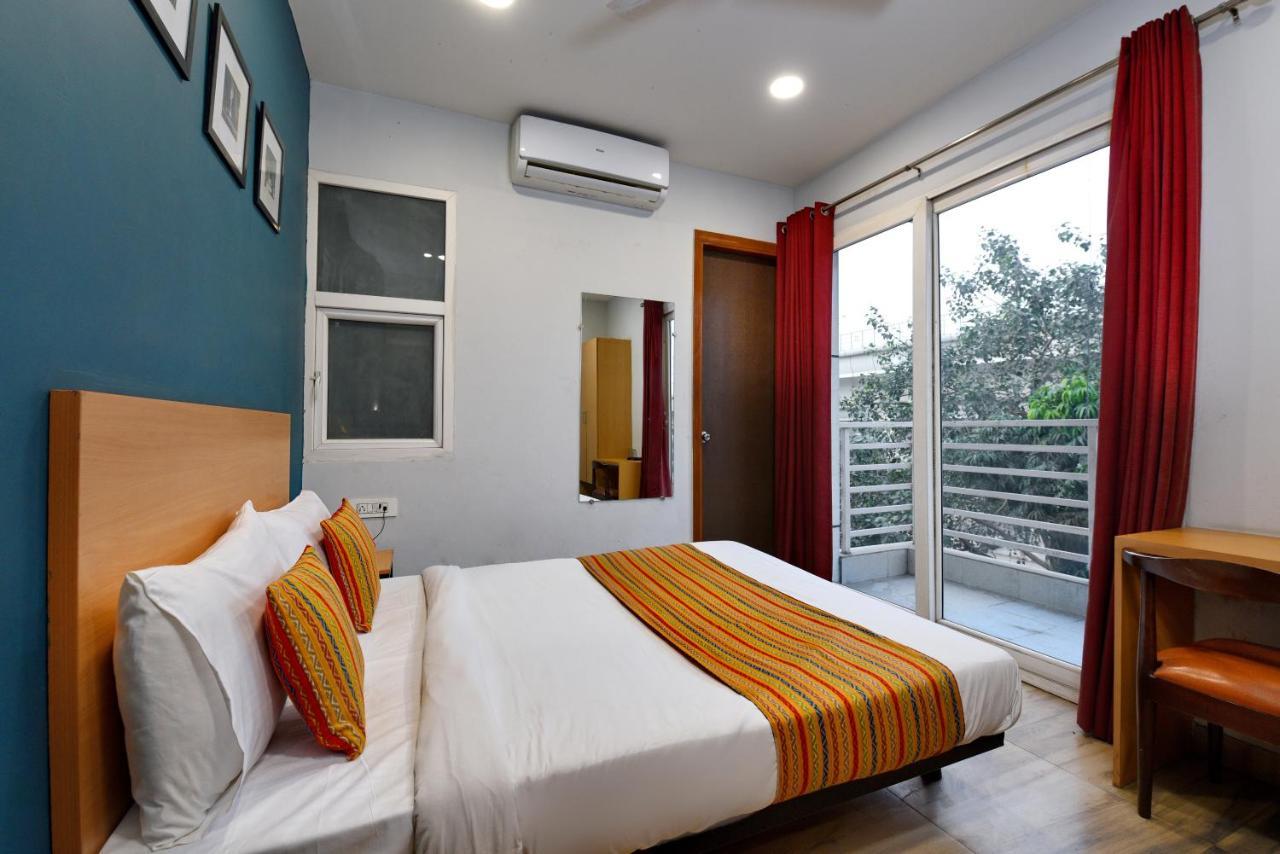 Silver Saffron Near Paschim Vihar Metro Station Hotel Nova Deli