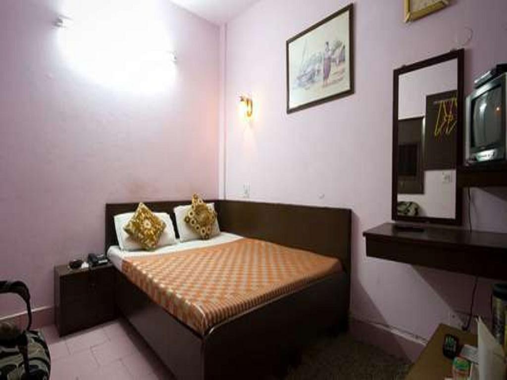 Woodland Deluxe 2* New Delhi