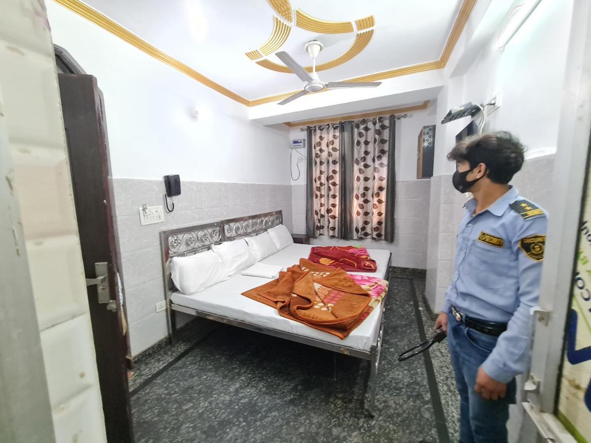 Al Ashfaq New Delhi
