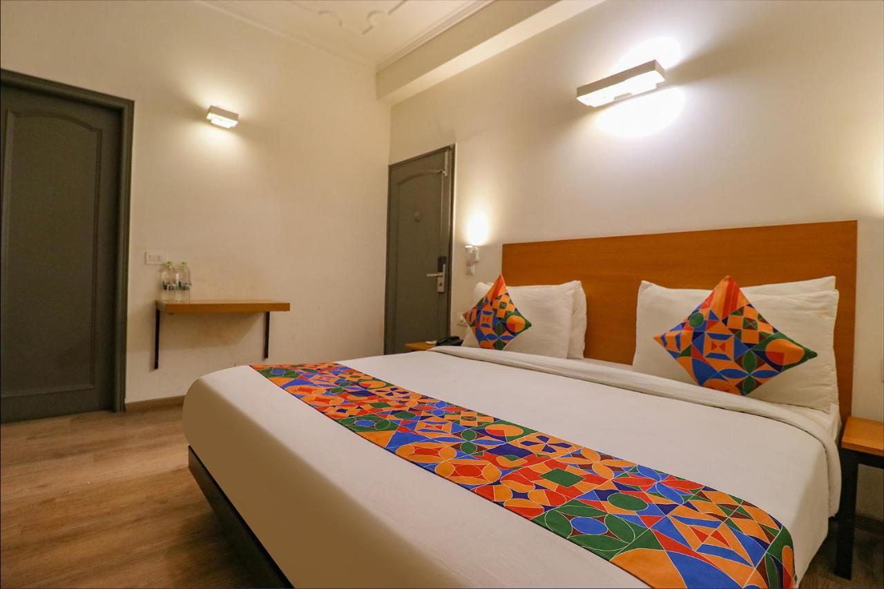 Hotel Fabhotel Lord New Delhi