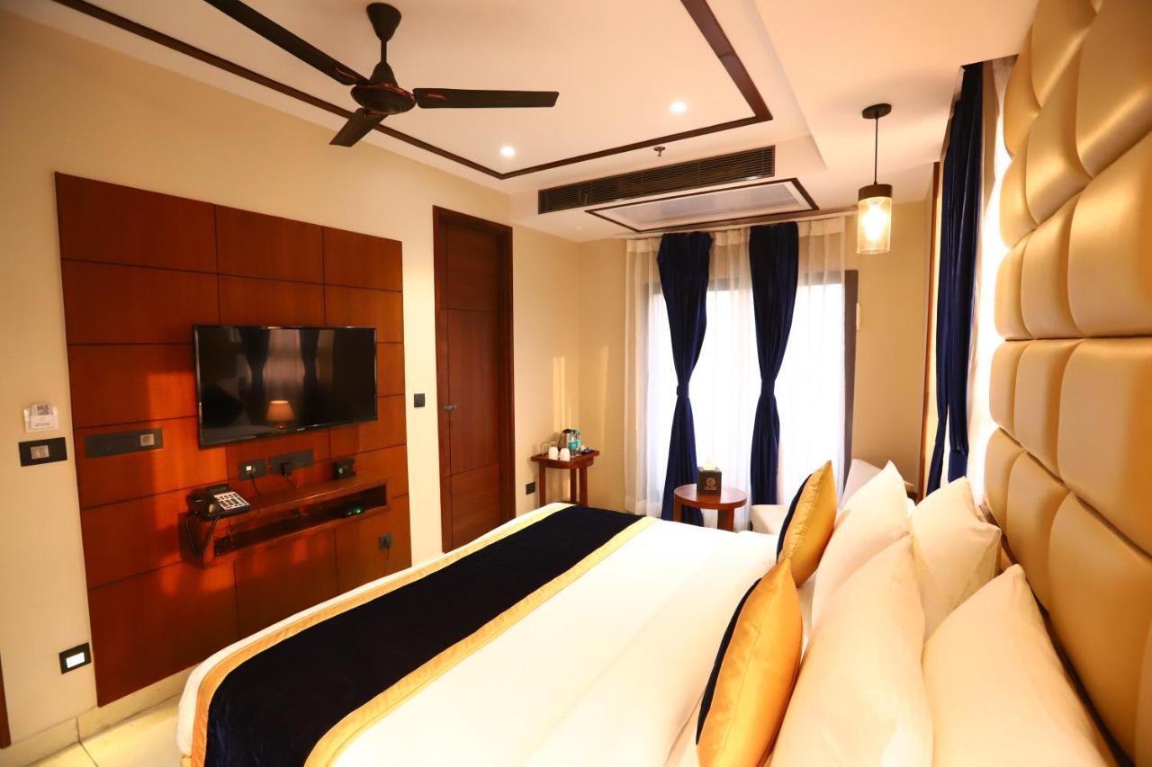 Hotel Sanca International In Patel Nagar Delhi 3*