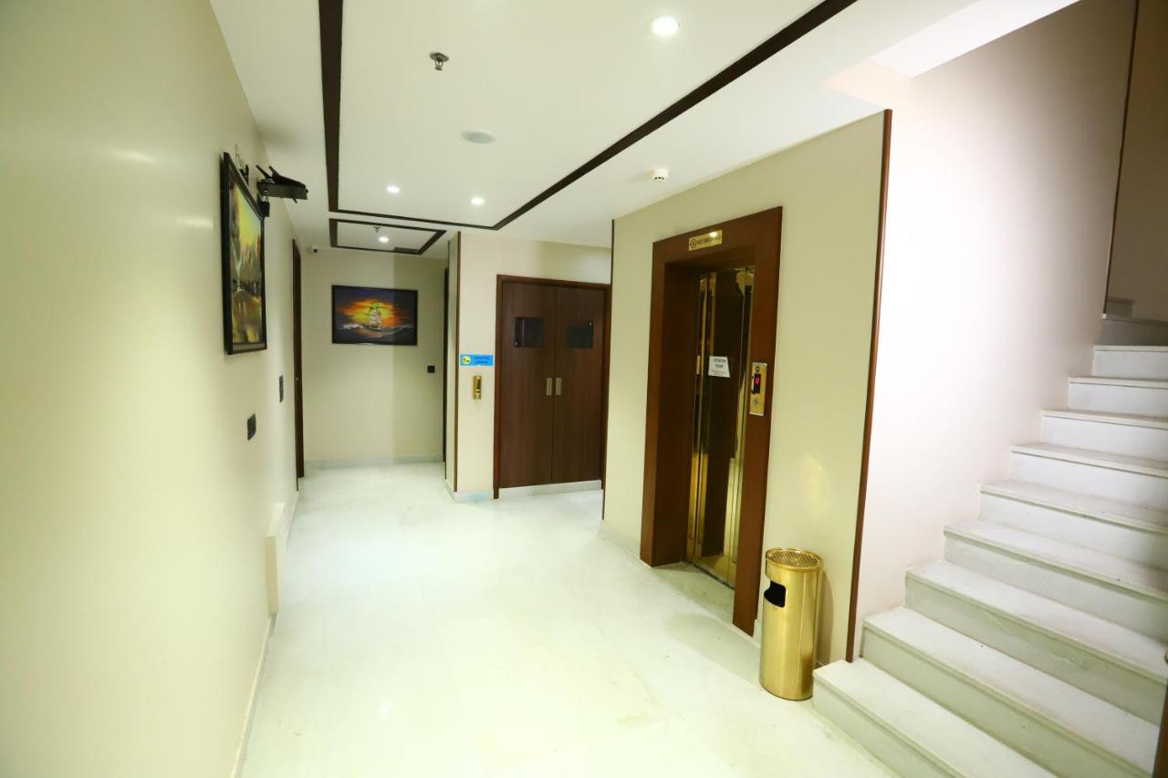 Sanca International In Patel Nagar Delhi Hotel 3*