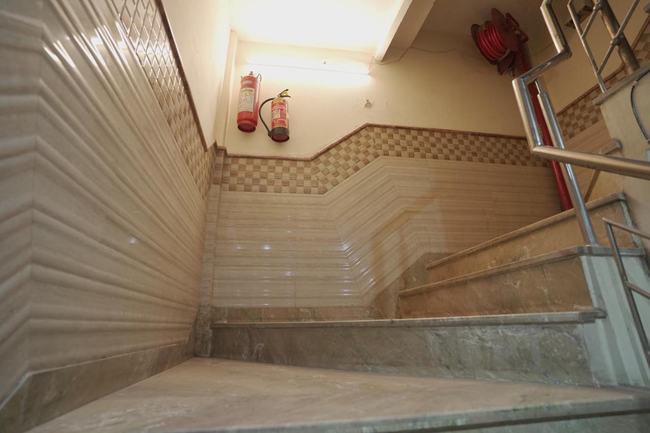 Nandi Mahadev By Wb Hotel New Delhi