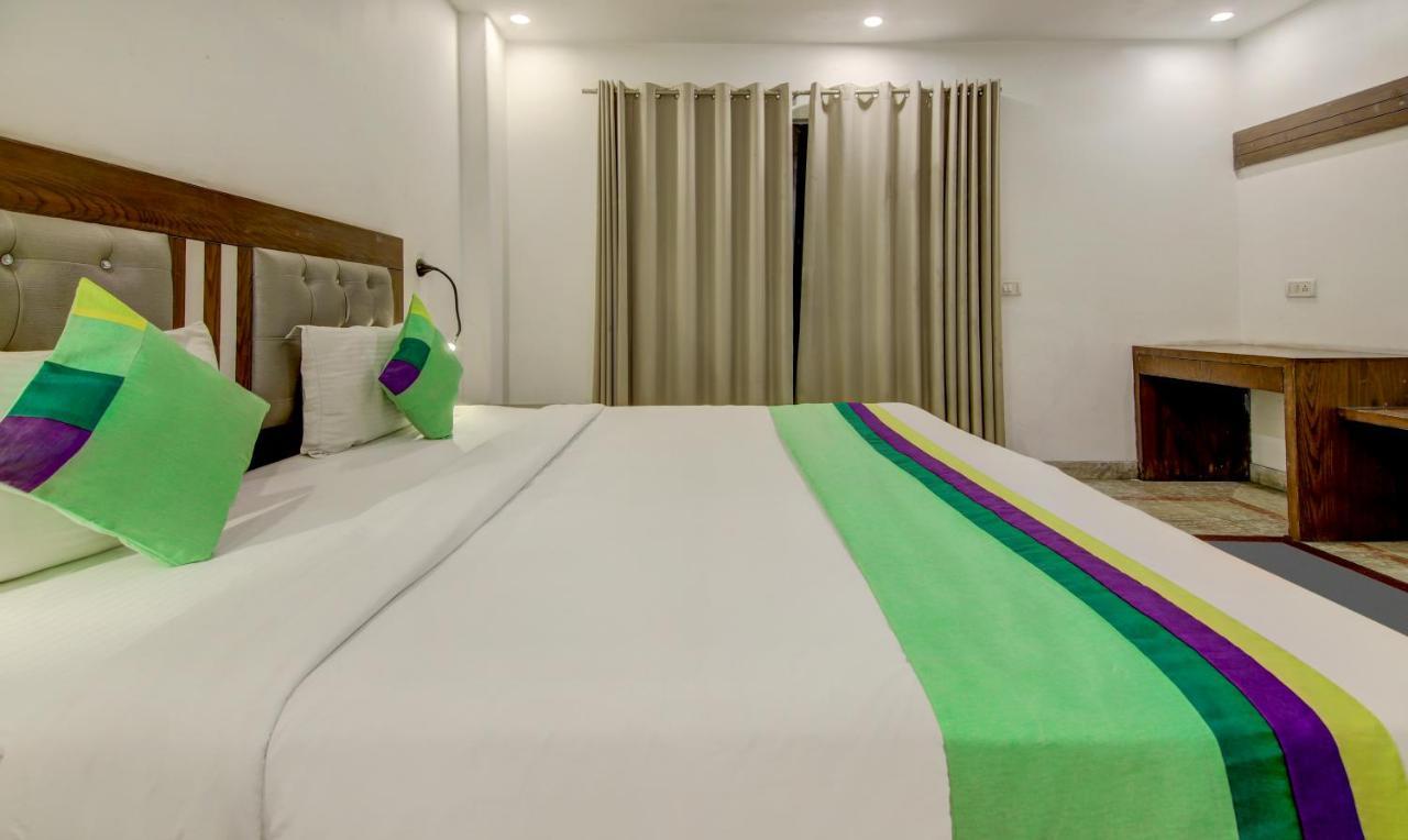 Hotel Fabhotel The Kings Plaza 3*