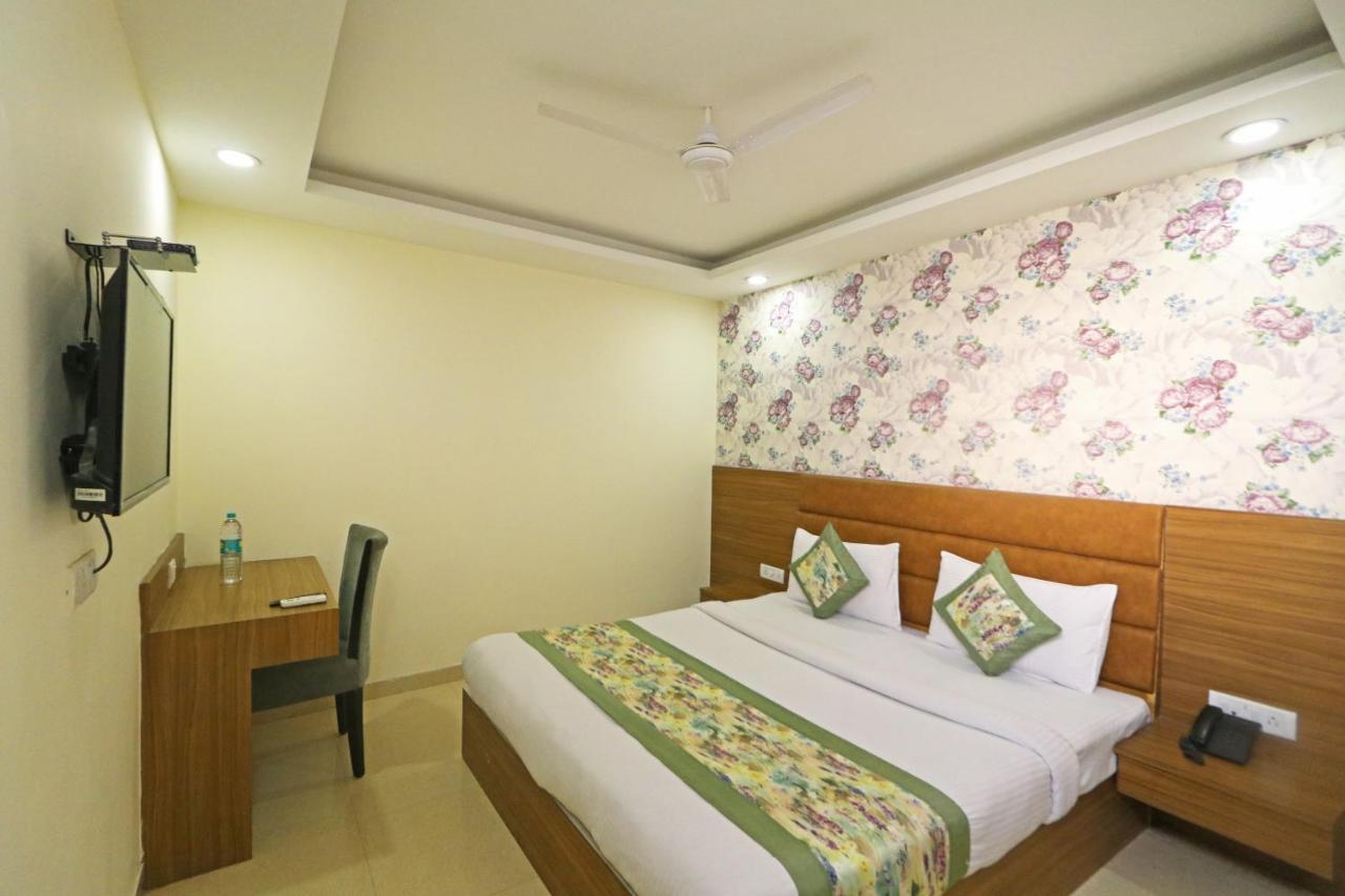 Hotel D'capitol - Delhi Airport New Delhi