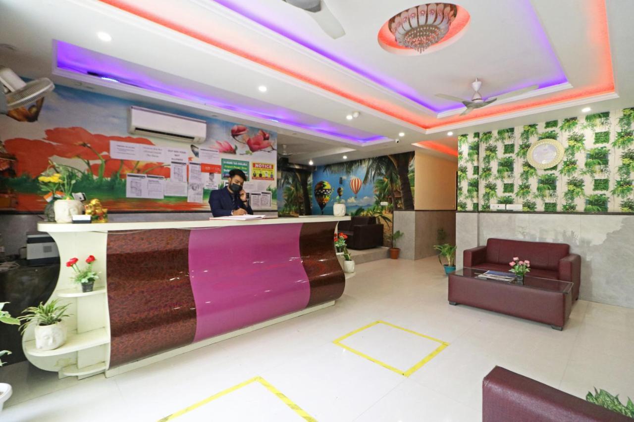Hotel Smart Signature - Delhi Airport Hotel 4*