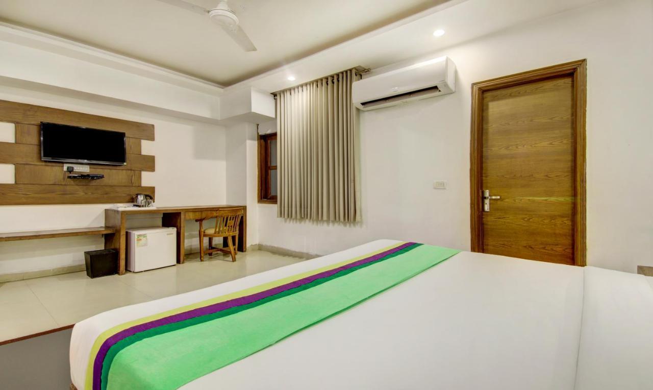 Hotel Fabhotel The Kings Plaza 3*