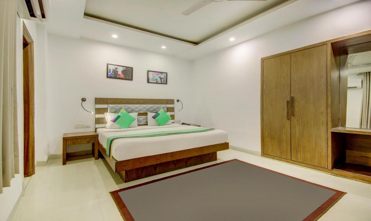 Hotel Fabhotel The Kings Plaza 3*
