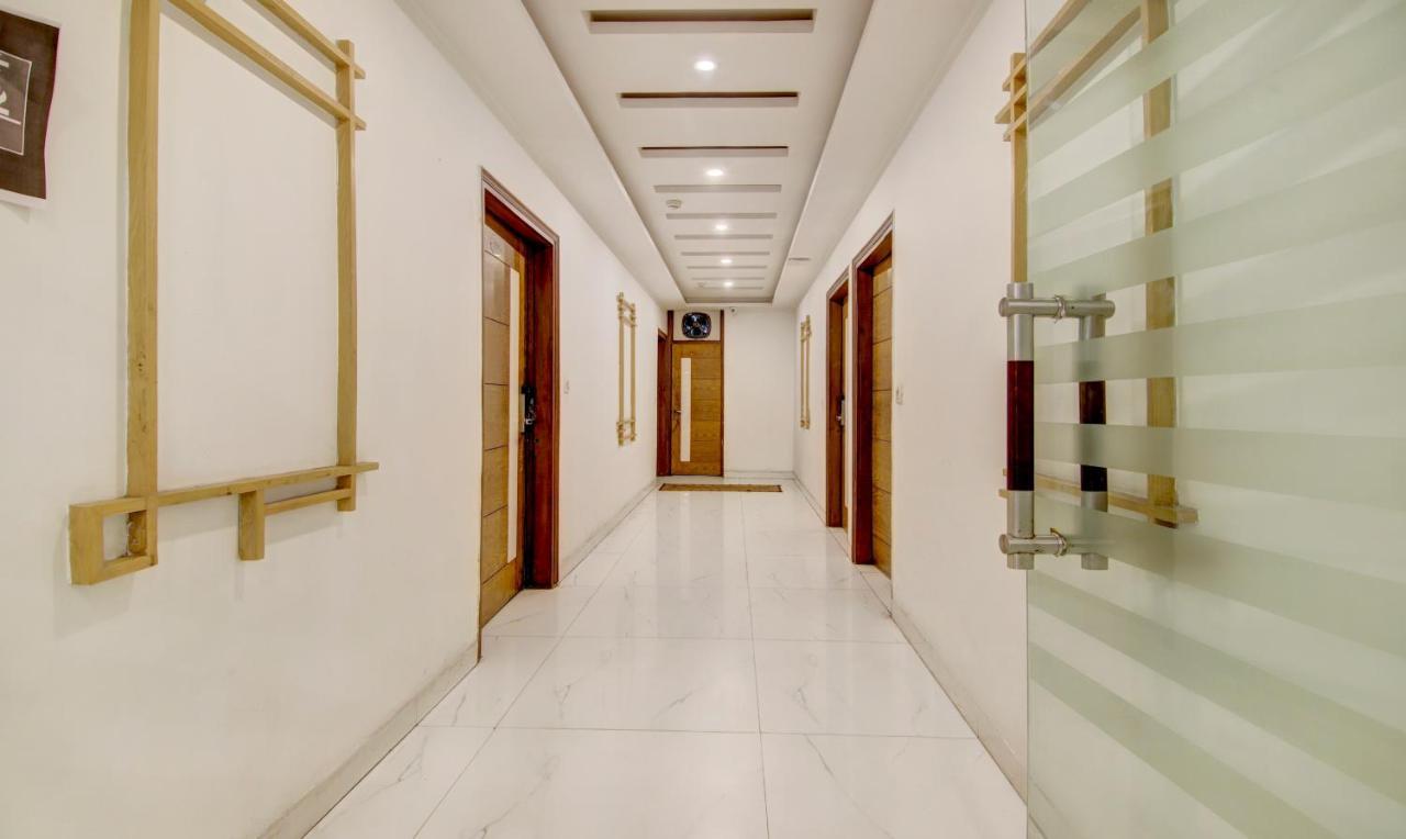 Fabhotel The Kings Plaza 3* New Delhi