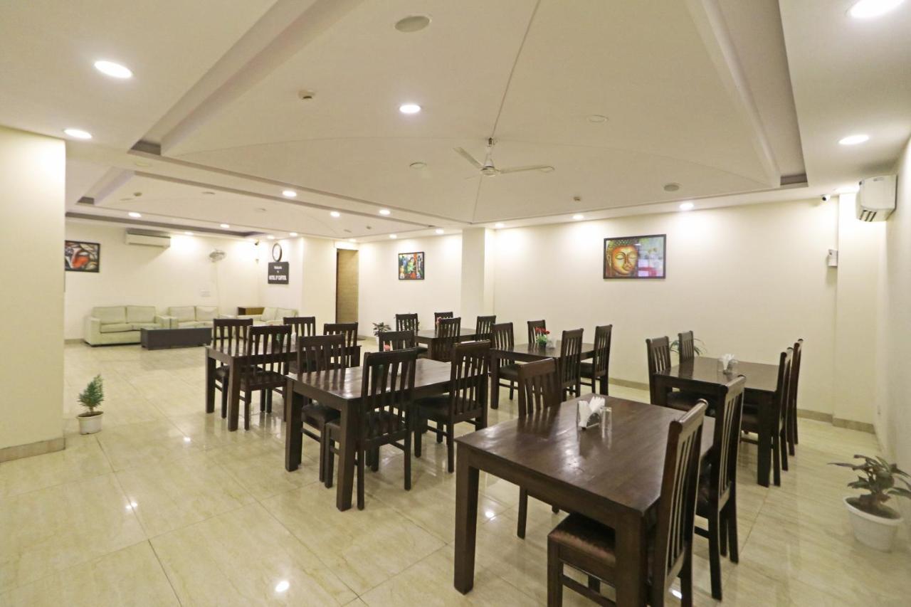 Hotel D'capitol - Delhi Airport 4*