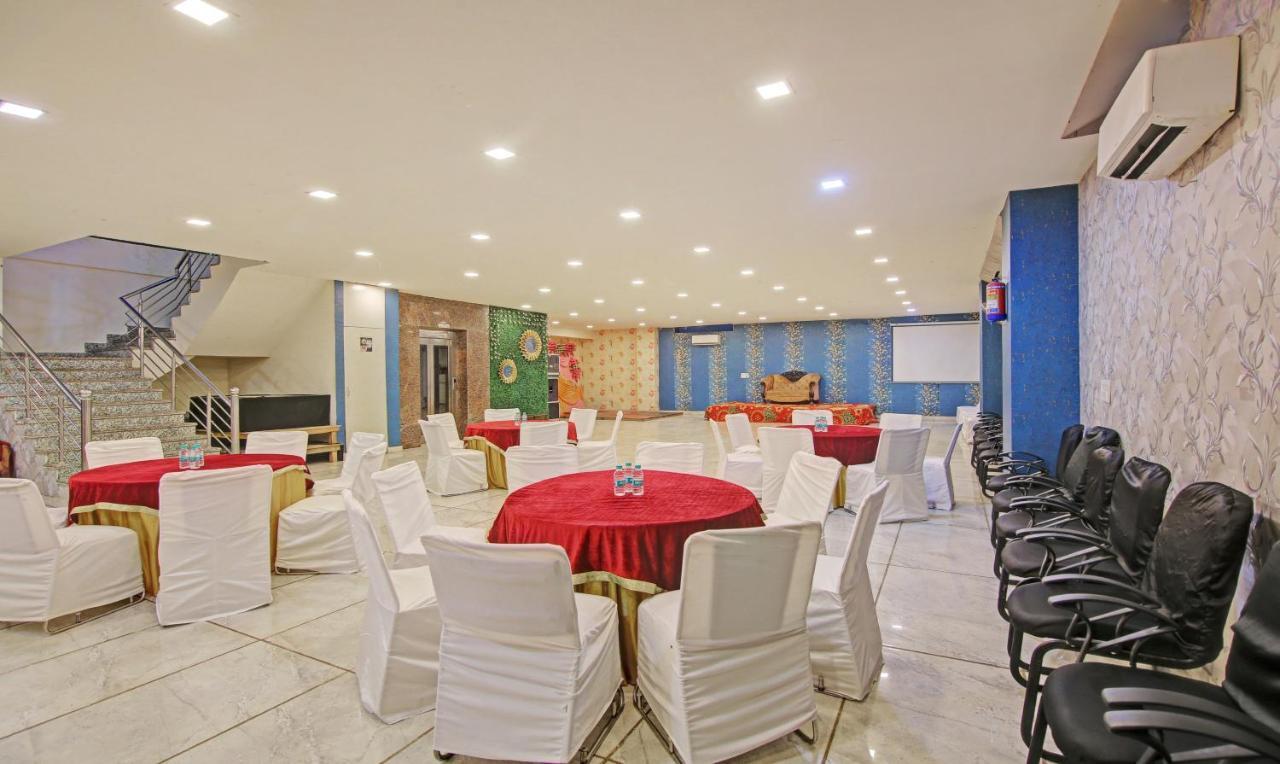 Treebo Amaya Sector 72 Hotel 3*