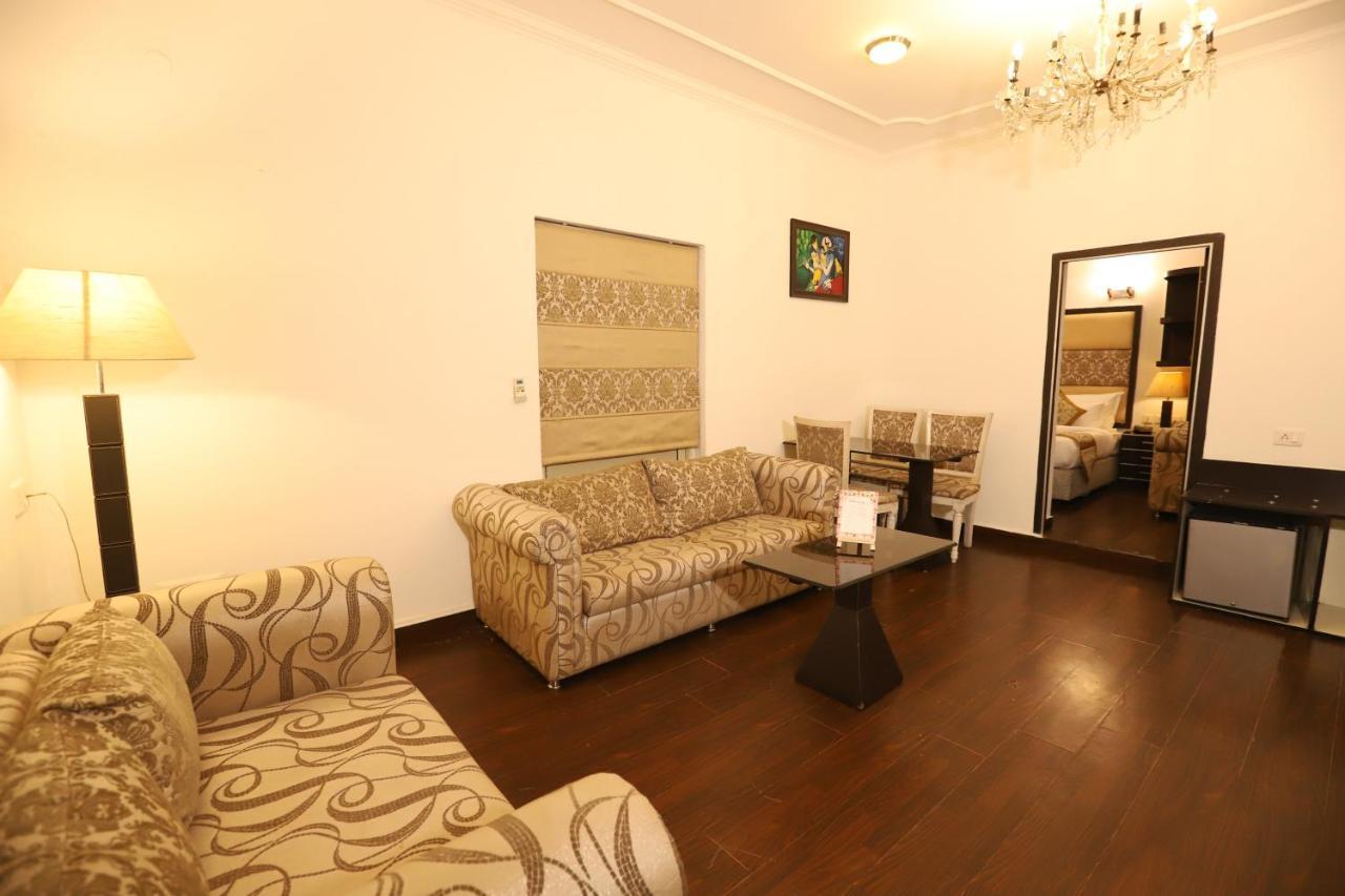 Capitol Hills - Greater Kailash Delhi New Delhi