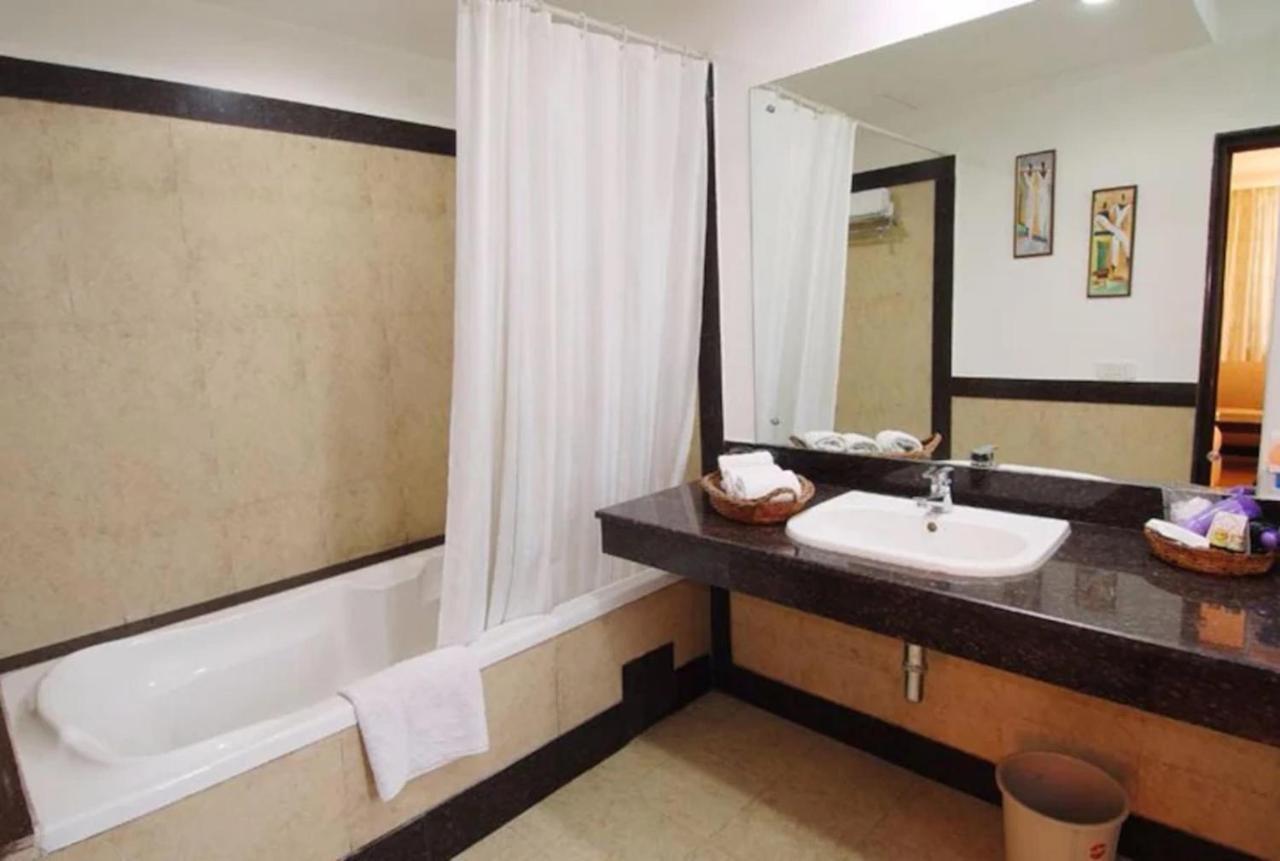 Hotel Ikhaya The Highline Delhi (National Capital Territory of India)