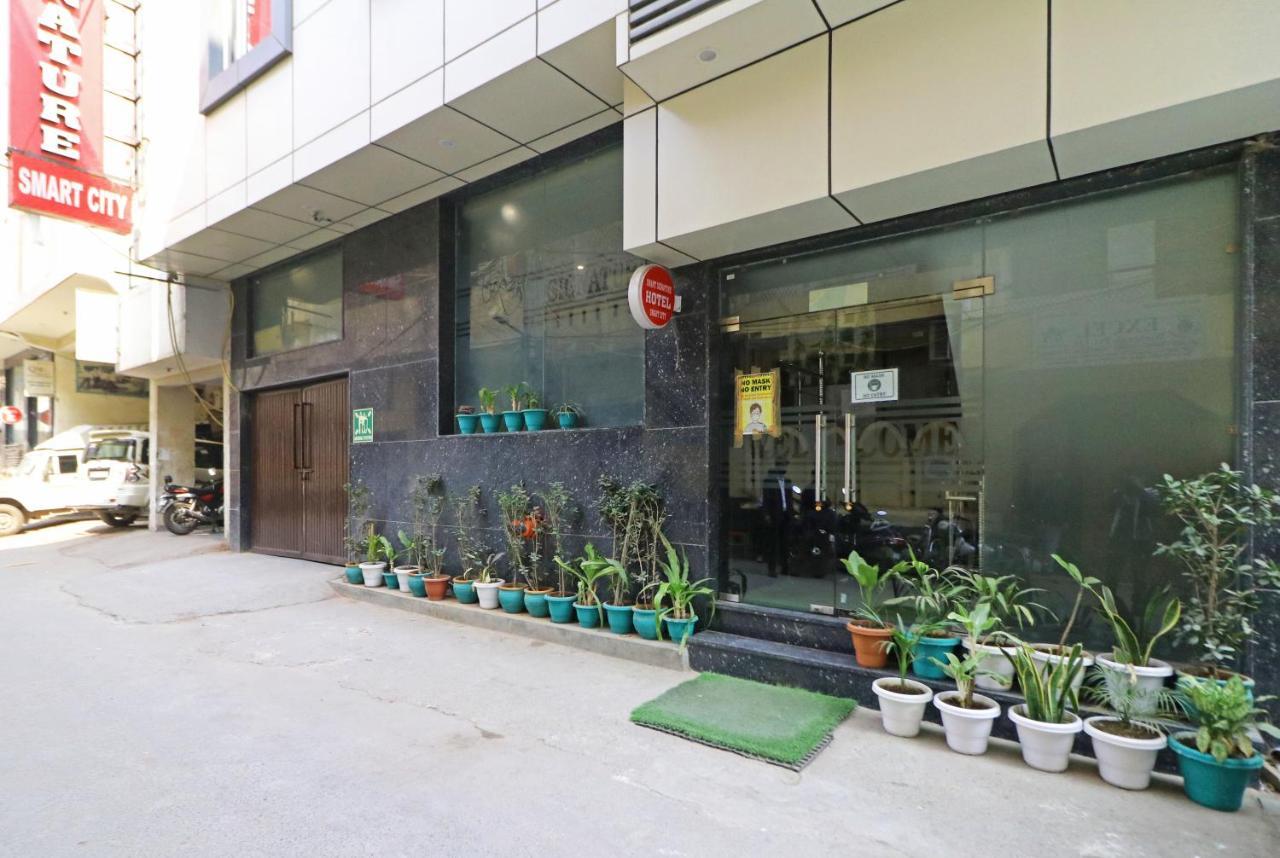 Hotel Smart Signature - Delhi Airport 4*