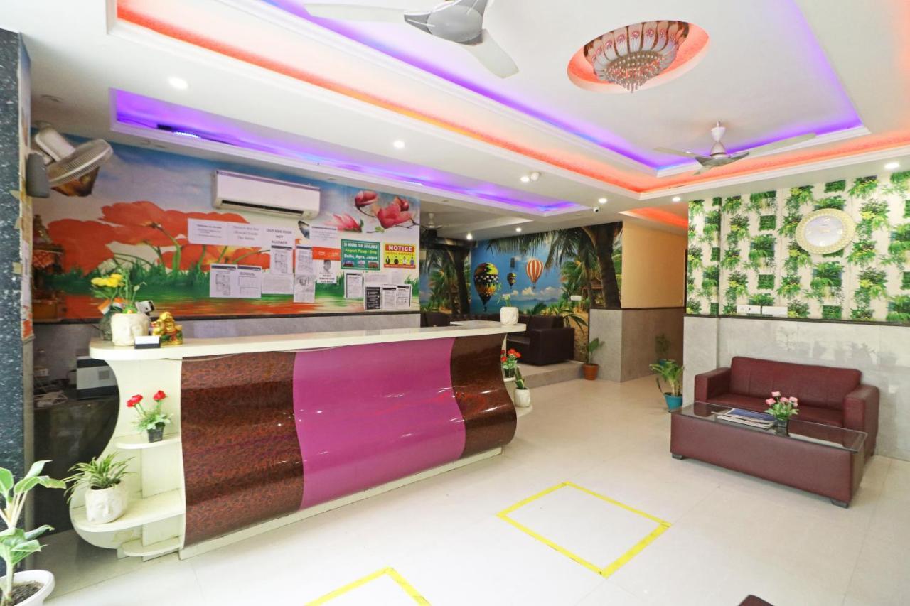 Hotel Smart Signature - Delhi Airport Hotel 4*