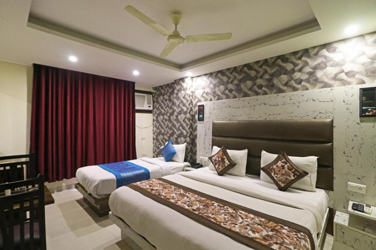 Hotel Smart Signature - Delhi Airport Hotel 4*