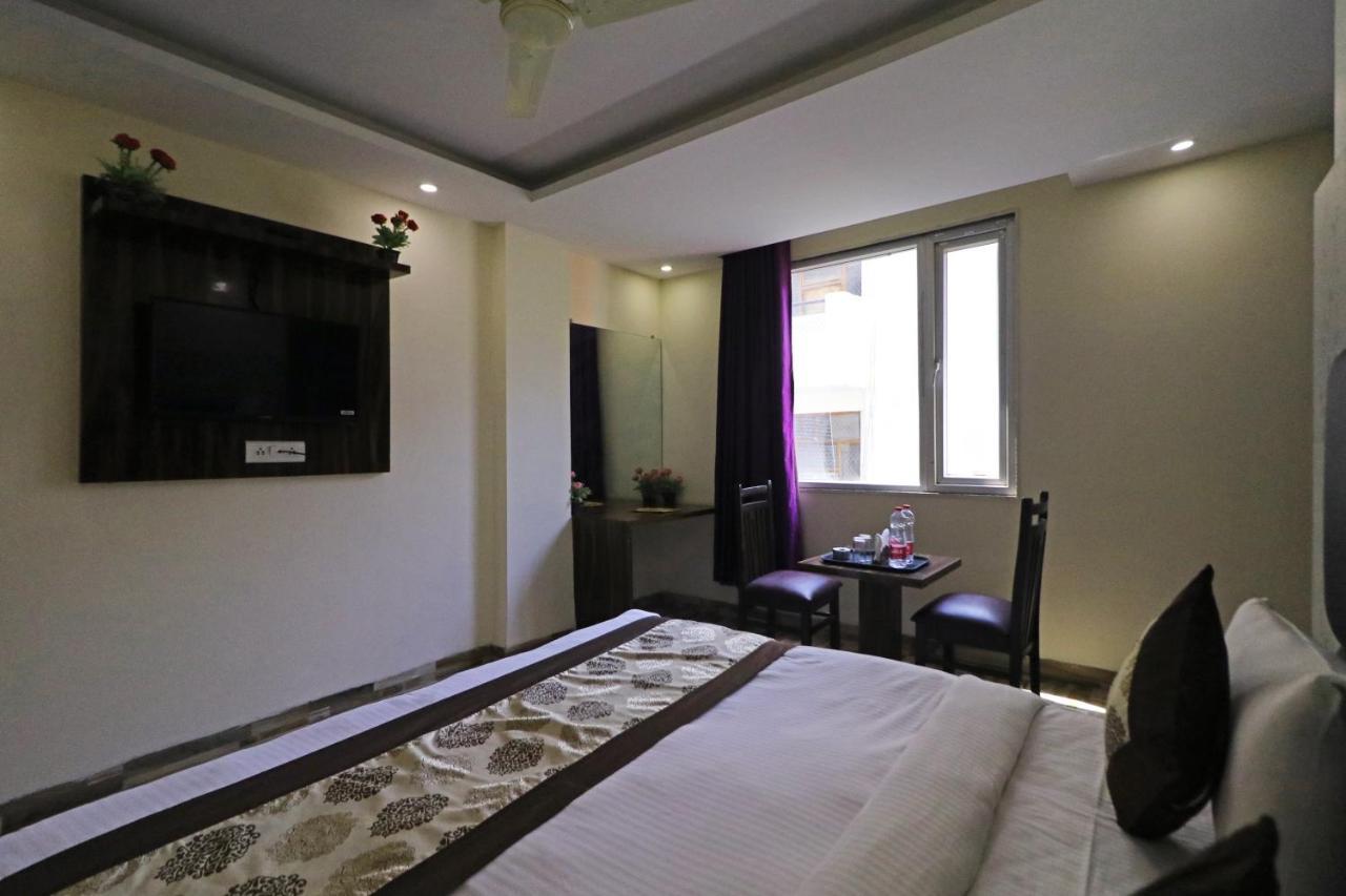 Hotel Smart Signature - Delhi Airport 4* New Delhi