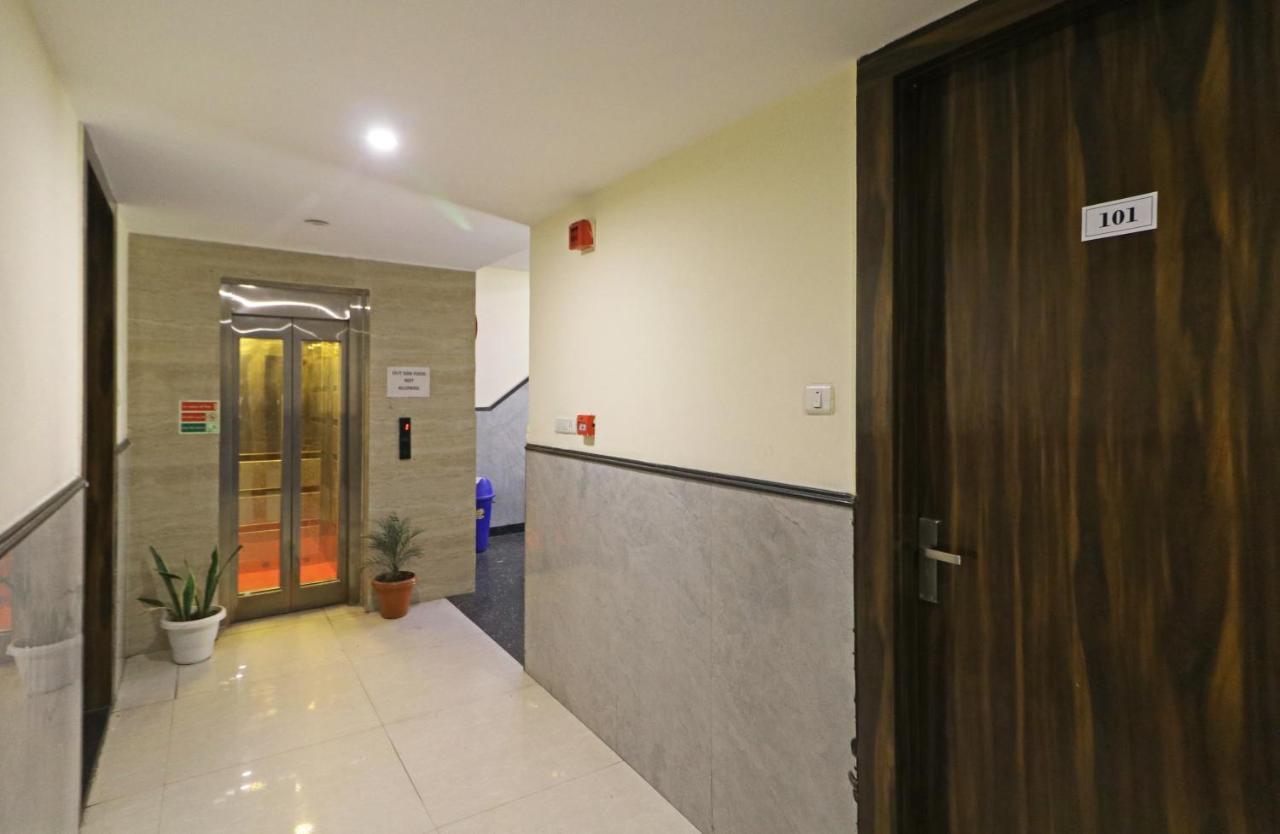 Hotel Hotel Smart Signature - Delhi Airport New Delhi