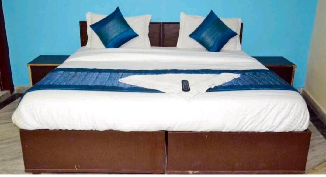 Hotel Aman Aerofly With Free 3hr Early Check-in 3*