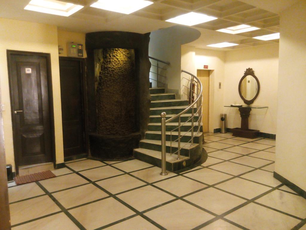 Surya Palace 2* Nova Deli
