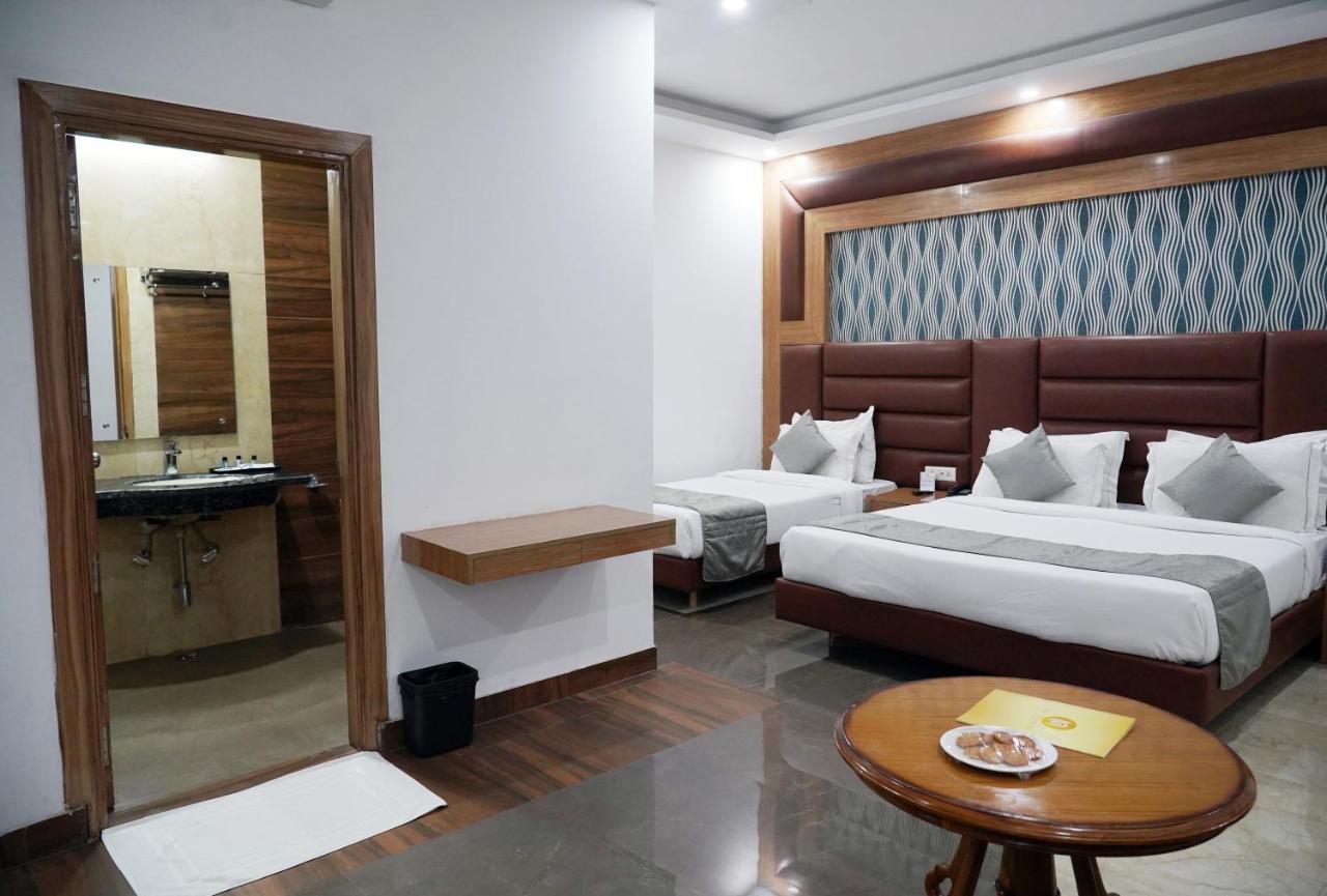 The Lohmod - Near Delhi Airport Hotel 4*